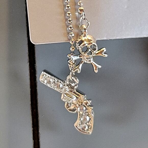 Hot Topic Silver Tone Skull Gun Dangle Earrings Punk Chain Jewelry 2.88" Punk - Picture 2 of 10